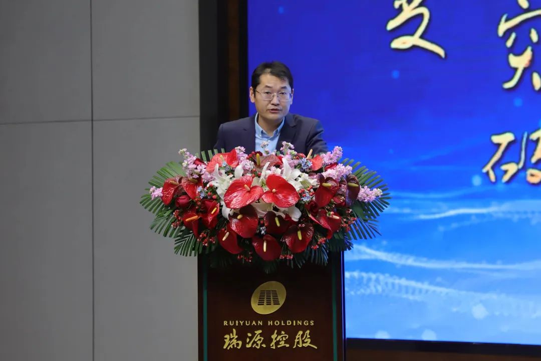 融合聚變，創(chuàng)新突破丨智慧產(chǎn)業(yè)集團2022年度總結暨表彰大會順利召開